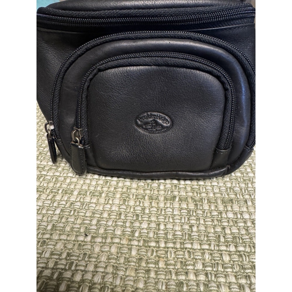 Boulder Ridge 3 Zippered Pouch‎ Belt Bag In Black Leather With Adjustable Strap
